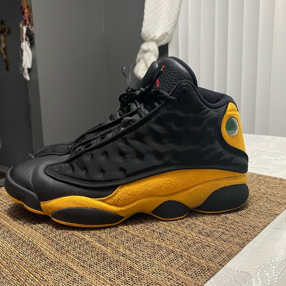 Jordan 13 - Picture 2 of 5